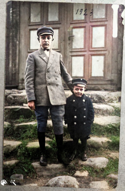 Arye and Srulik